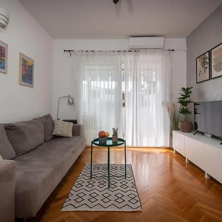 Petado Apartman *